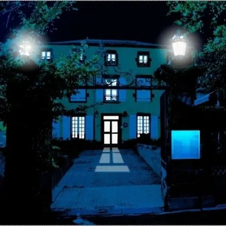 Le Petit Bonneval Hotel