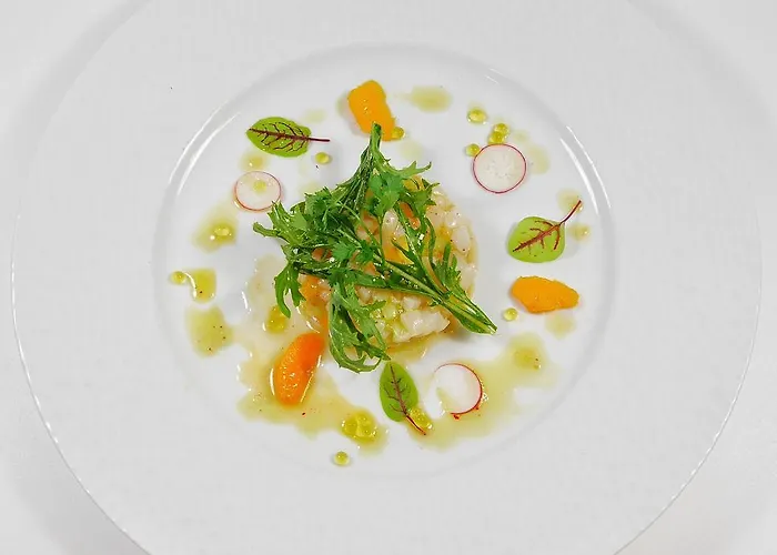 Le Petit Bonneval Hotel 3*